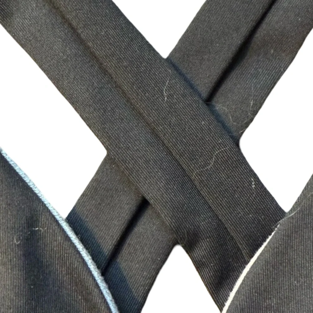 Born Primitive (EUC) Women’s Double Cross Sports Bra (Black) - Picture 4 of 9